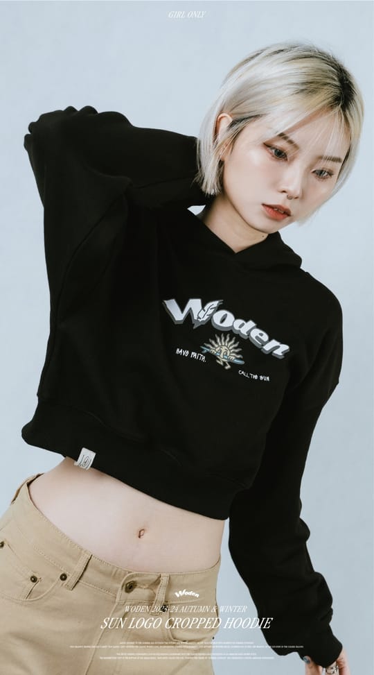 WODEN 2023-24 Autumn & Winter 016 SUN LOGO Cropped Hoodie
