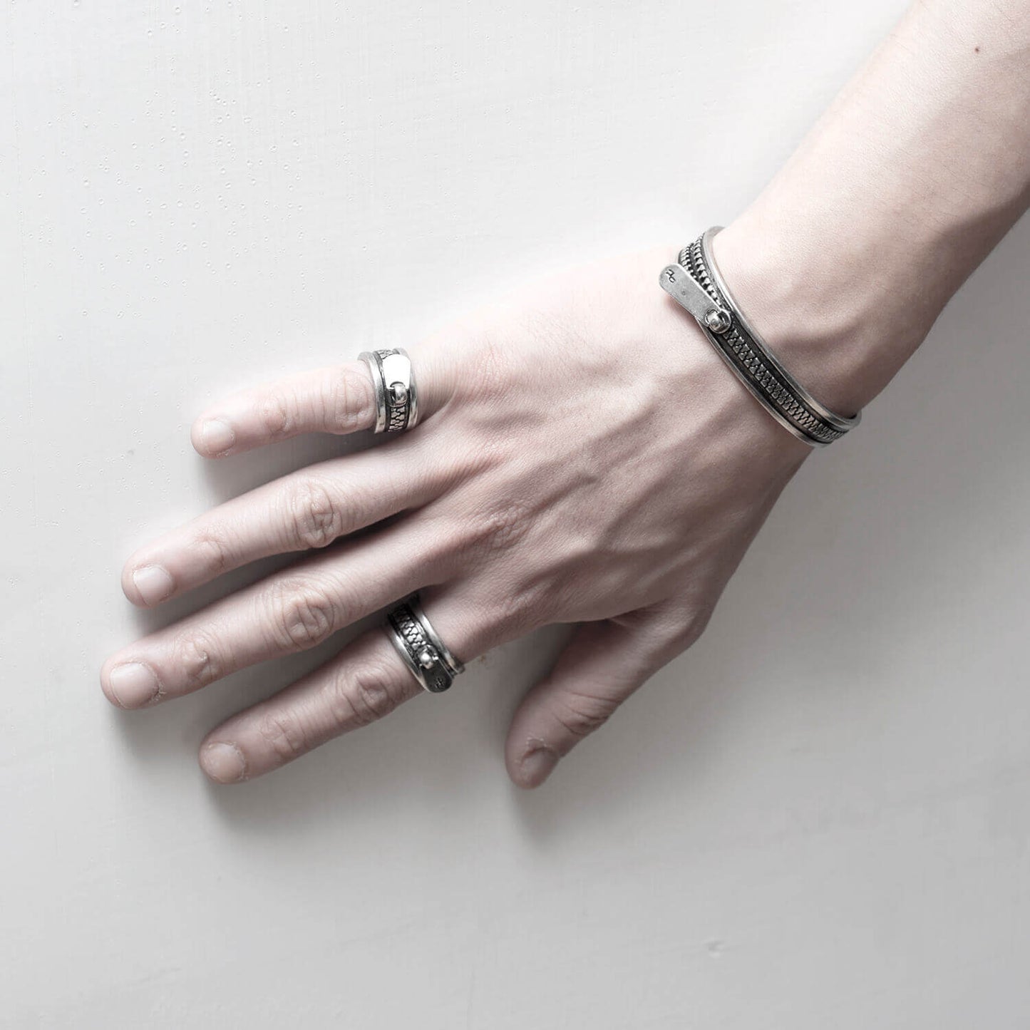 Recovery 拉錬手環