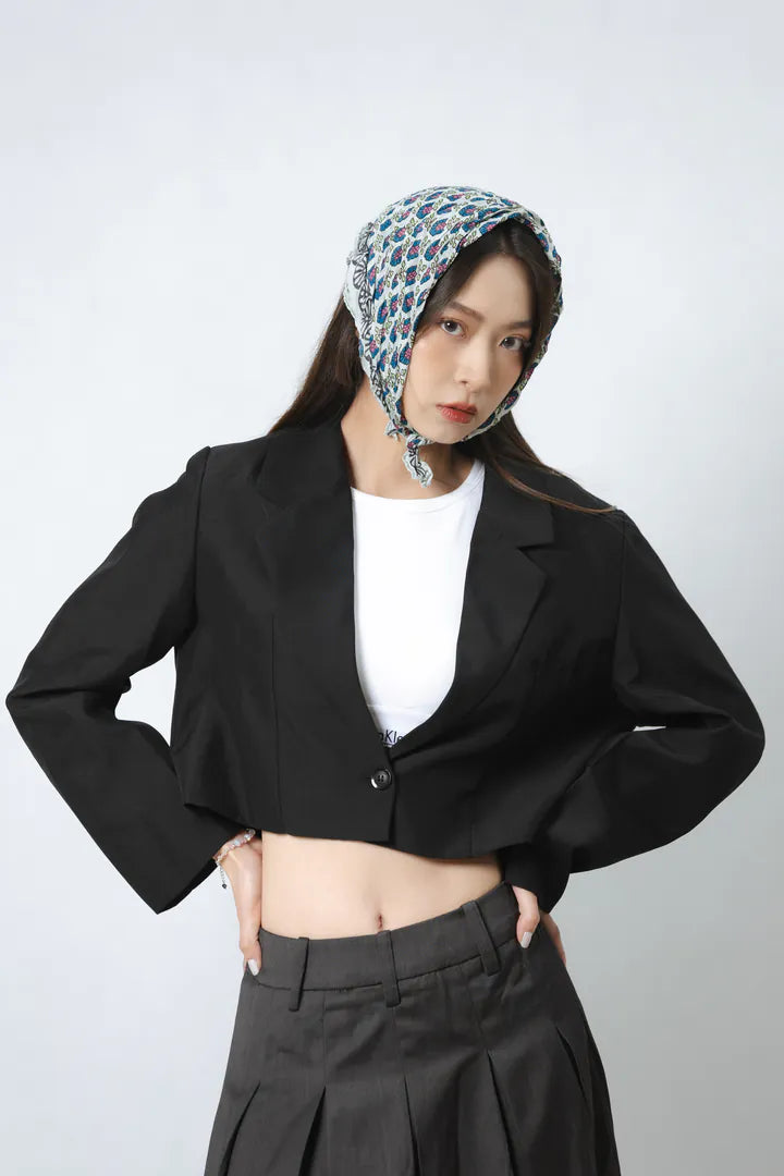 YOKO OW純色短版西裝外套