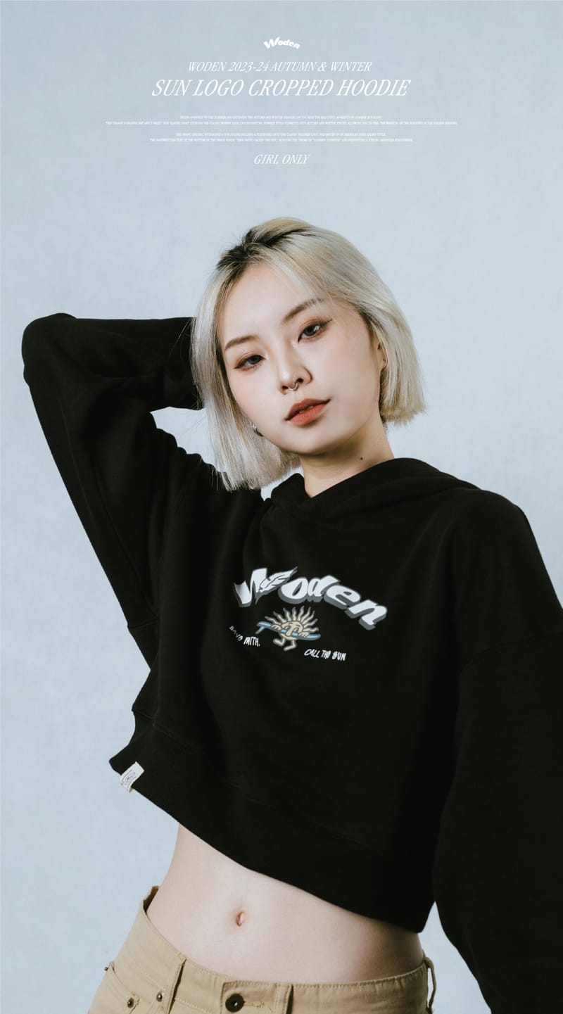 WODEN 2023-24 Autumn & Winter 016 SUN LOGO Cropped Hoodie