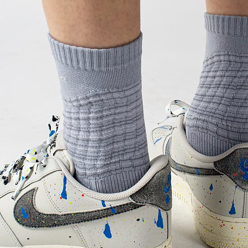 WK.P-02 淺灰 - CMX. 中筒休閒襪