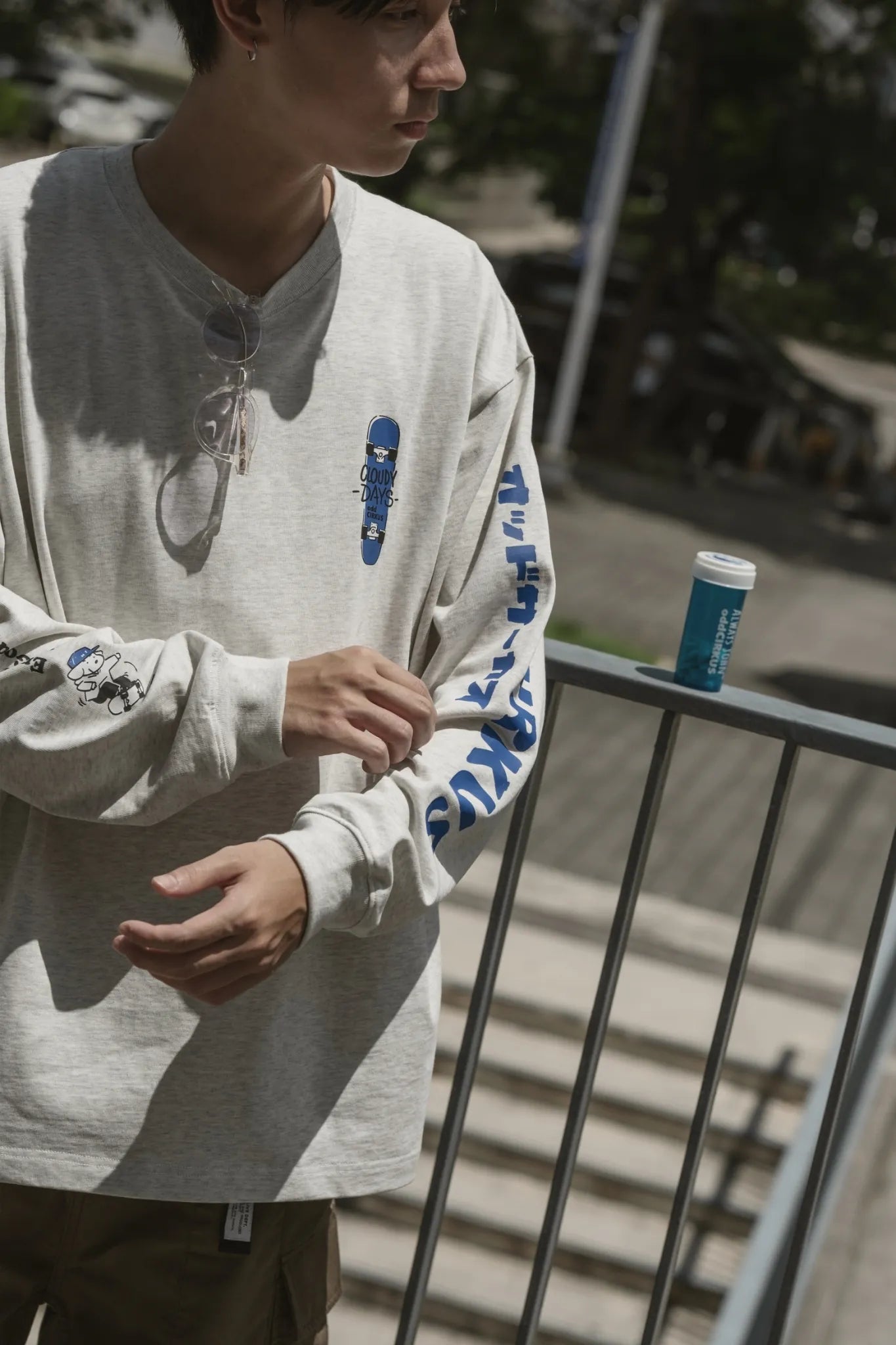 | ODD AND JOHN | Graphic Long Sleeves Tee by FILTER017® Culture Supply™ 圖像長Tee