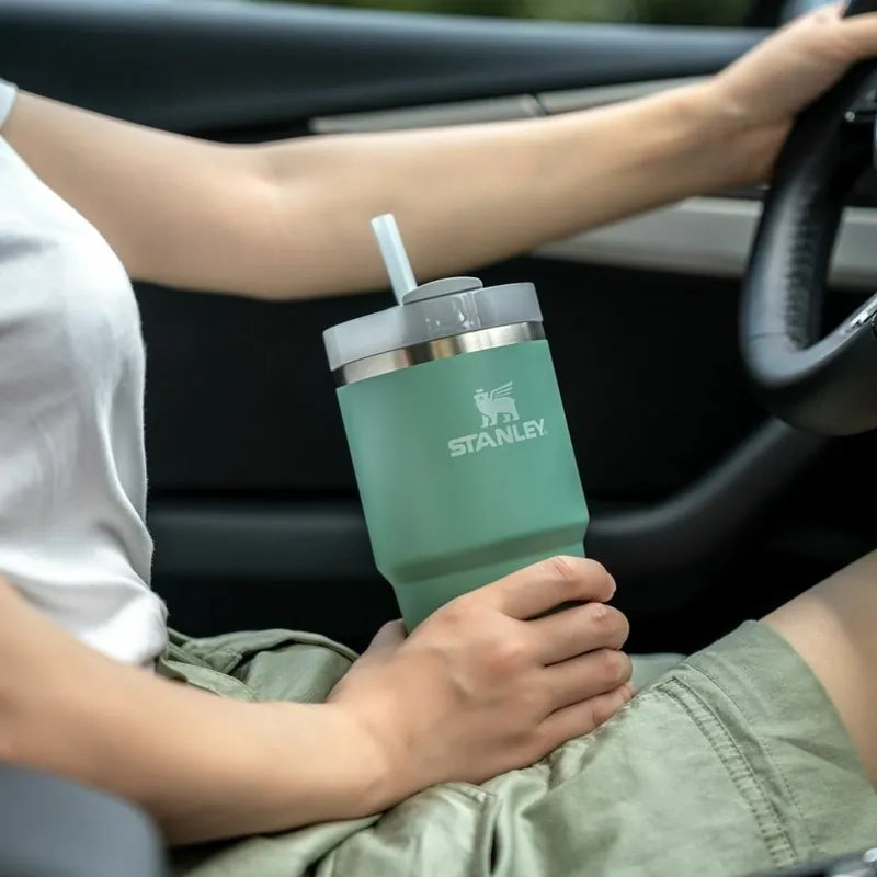 STANLEY 吸管隨手杯2.0 0.68L 酪梨綠