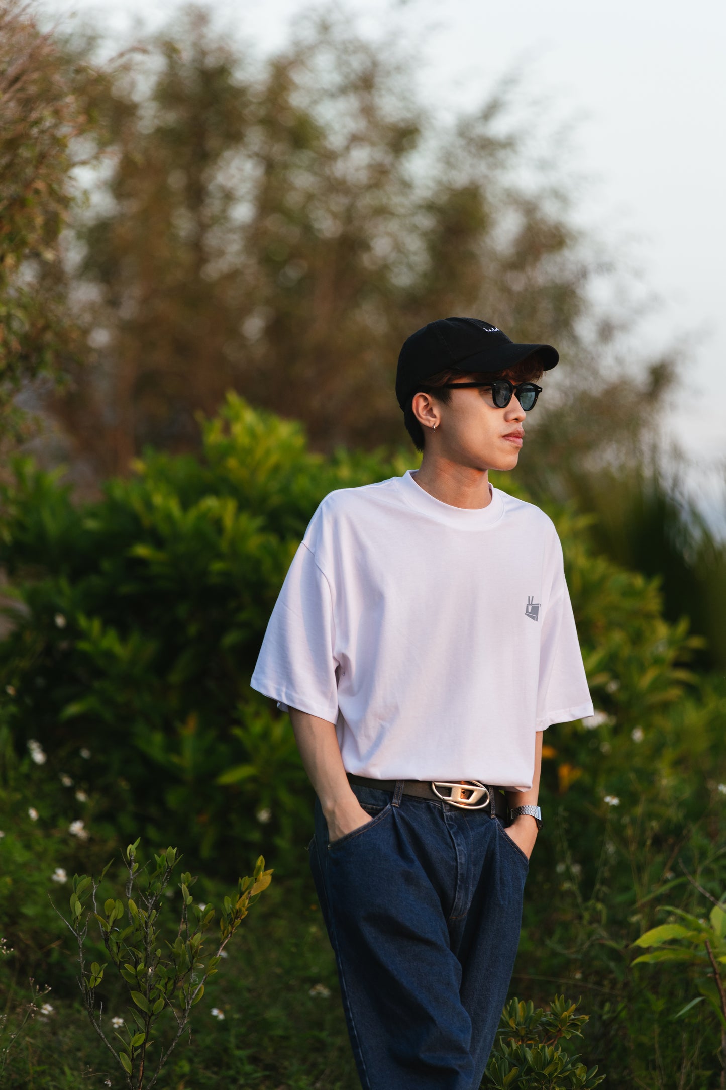VINDAY 2023 Autumn & Winter Calendar logo tee 白