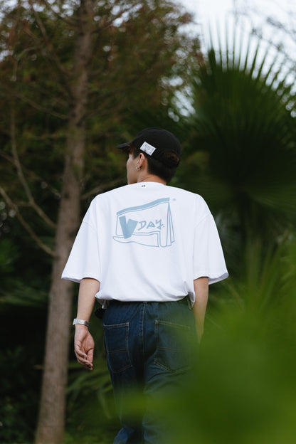 VINDAY 2023 Autumn & Winter Calendar logo tee 白