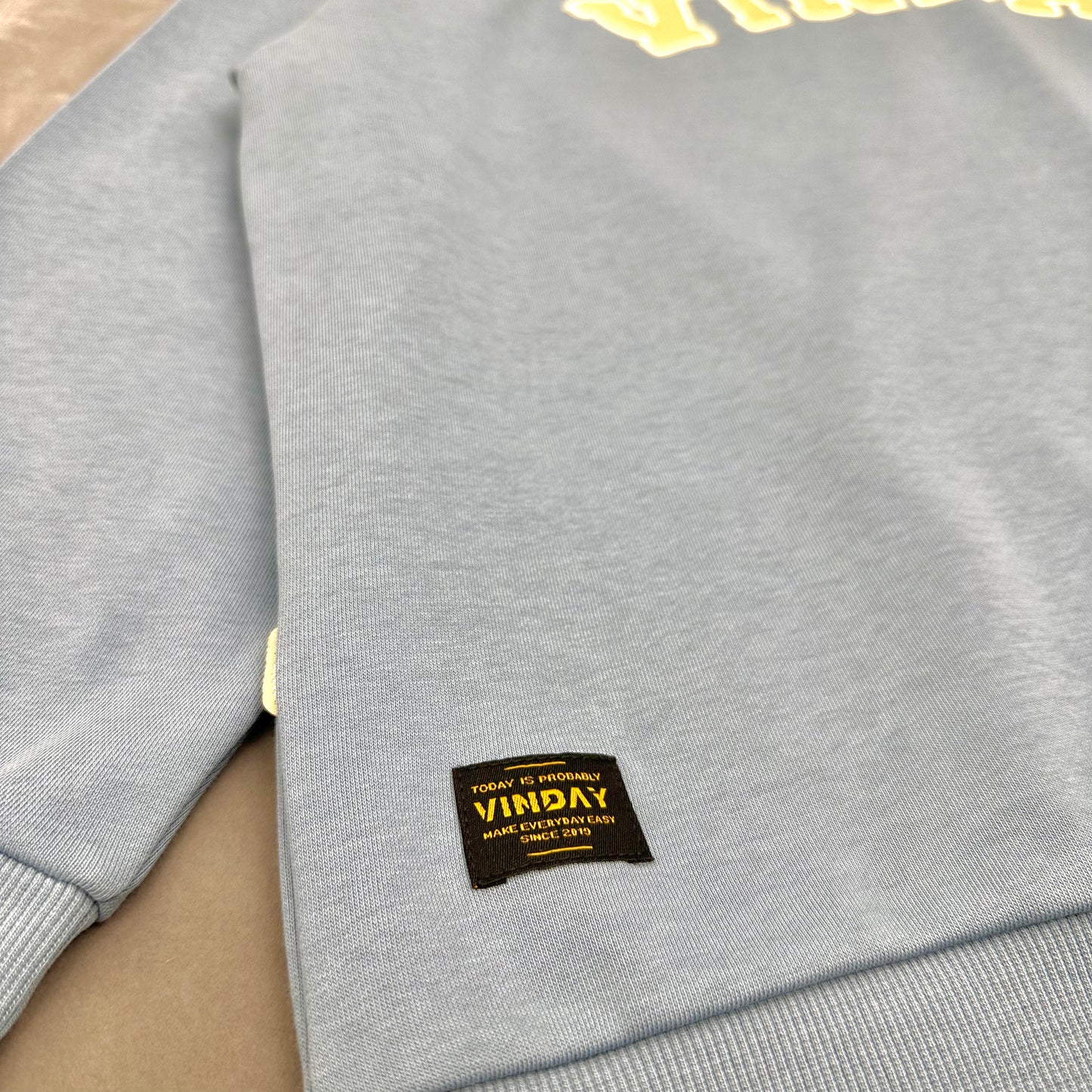 VINDAY 2023 A/W Classic Logo College Sweatshirt 淡藍色